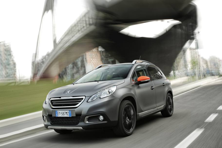 Arriva per il mercato italiano la Peugeot 2008 Black Matt, ossia nero opaco, per esaltare le linee della crossover